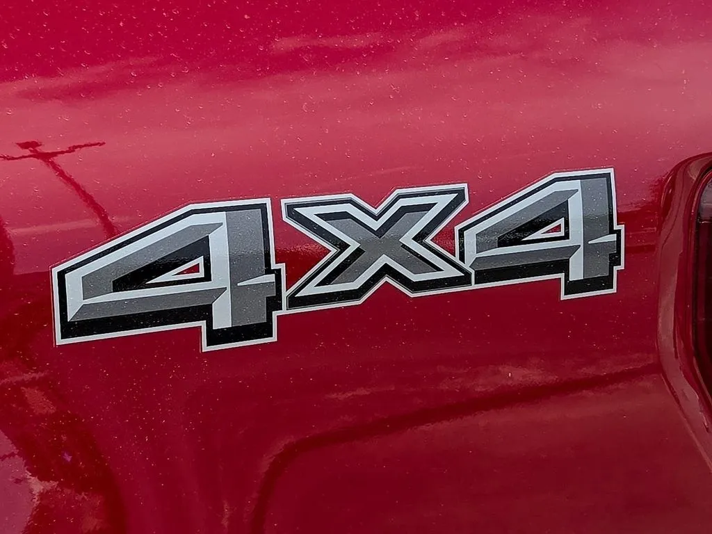 Ford F-150 photo 11