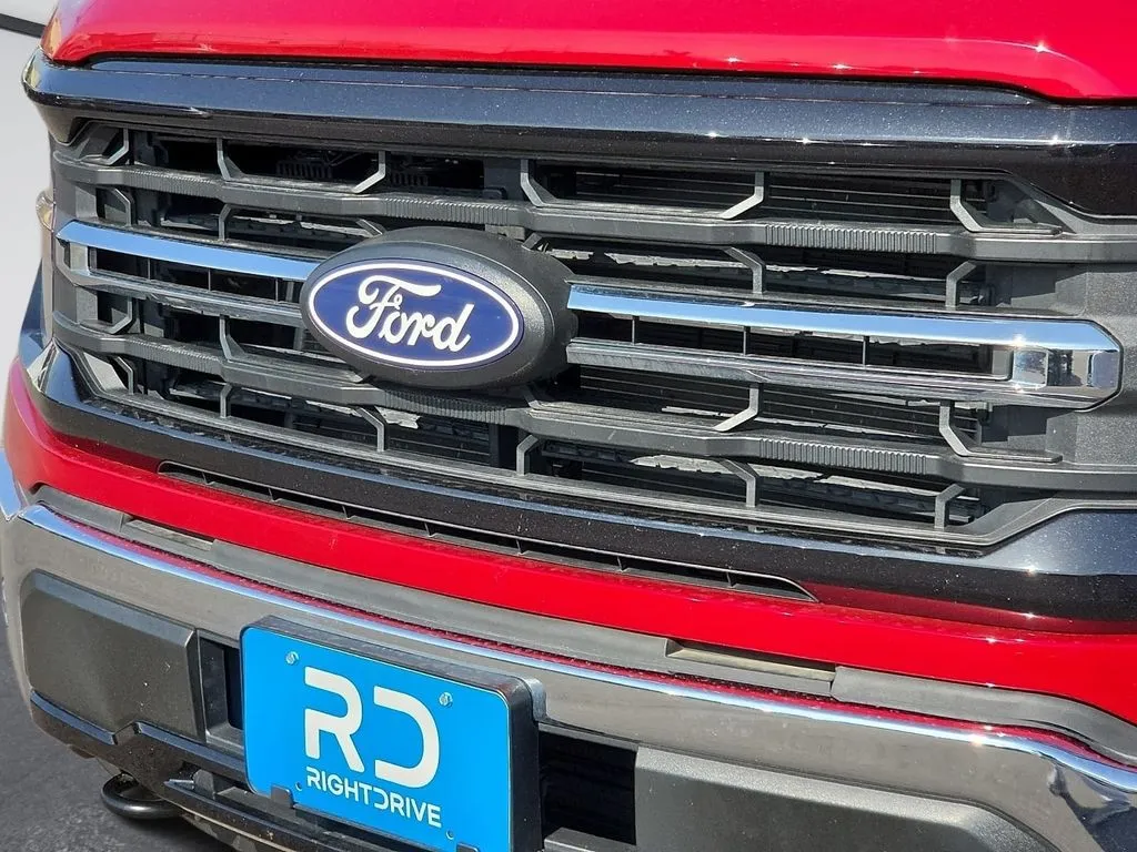 Ford F-150 photo 7
