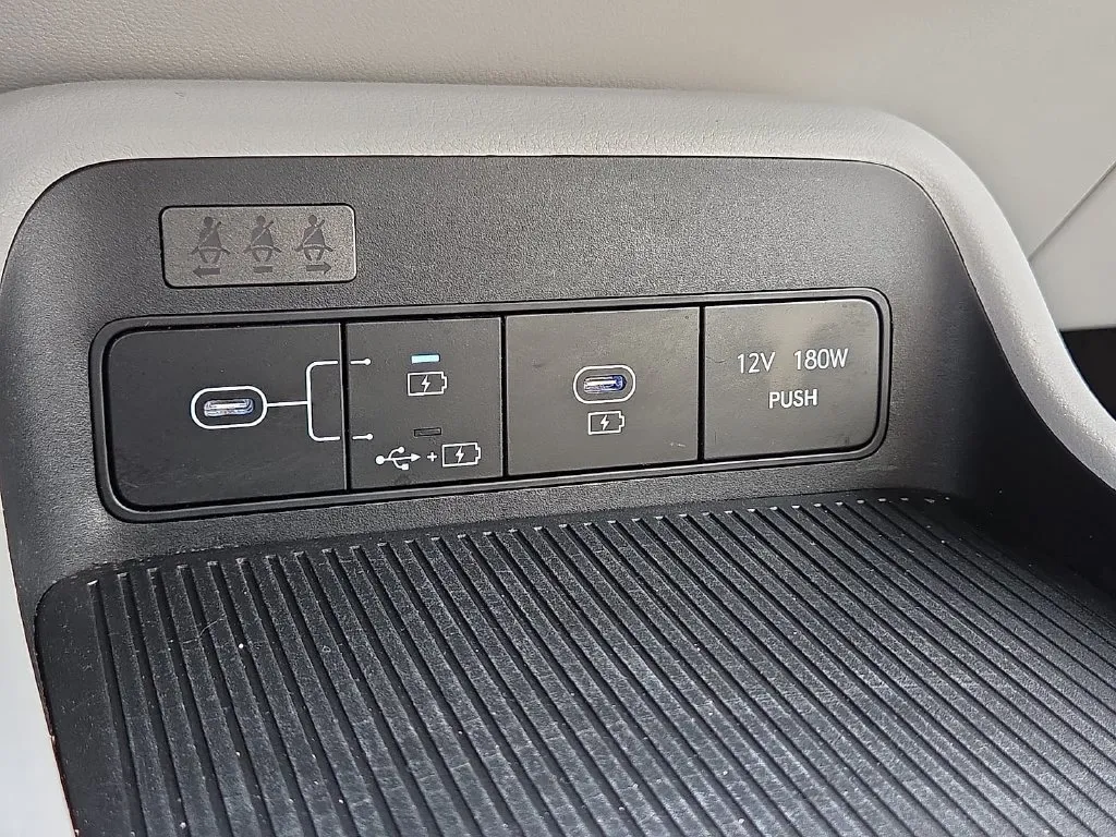 Hyundai Kona photo 20