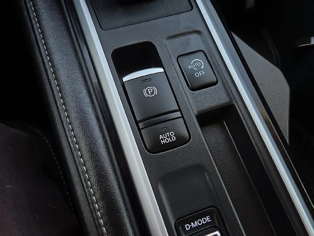 Nissan Pathfinder photo 20