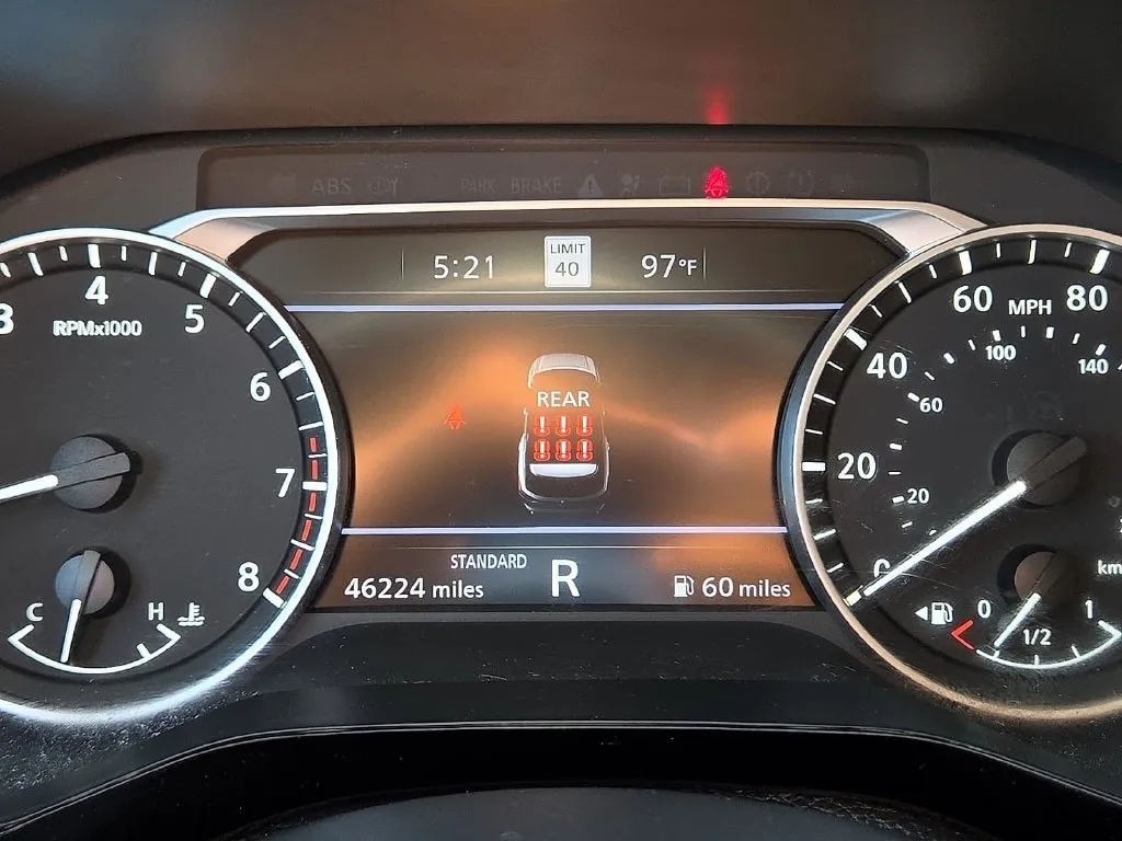 Nissan Pathfinder photo 23