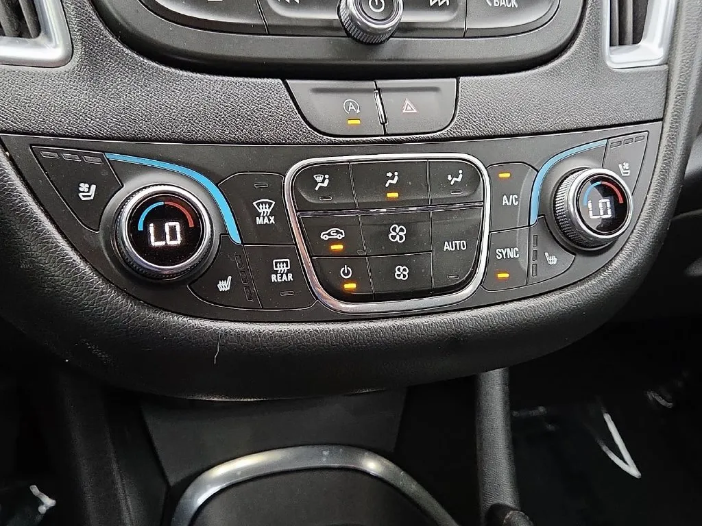 Chevrolet Malibu photo 21