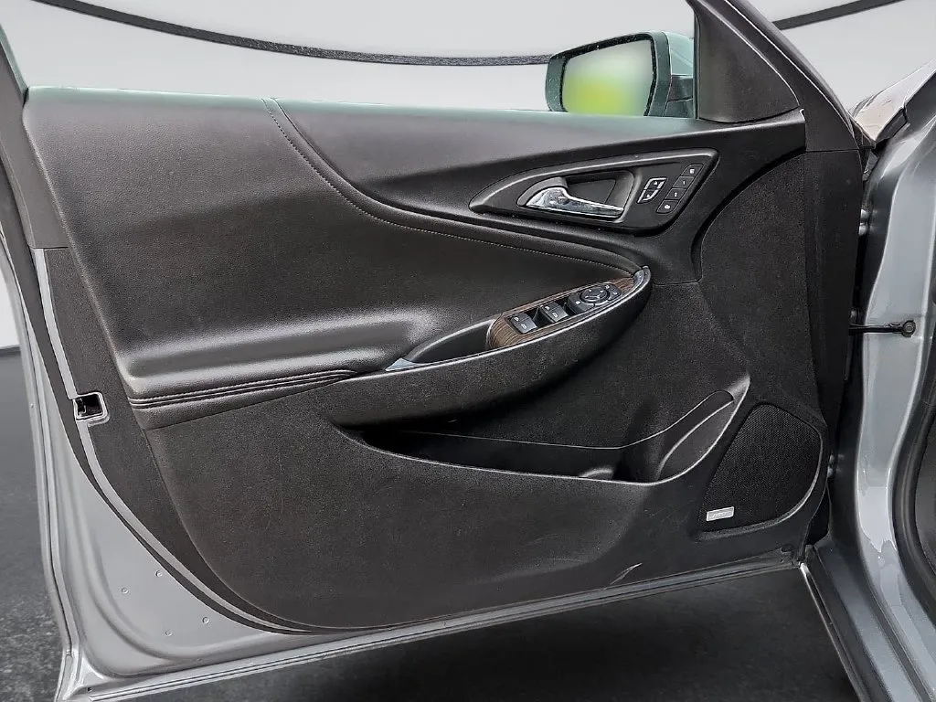 Chevrolet Malibu photo 17