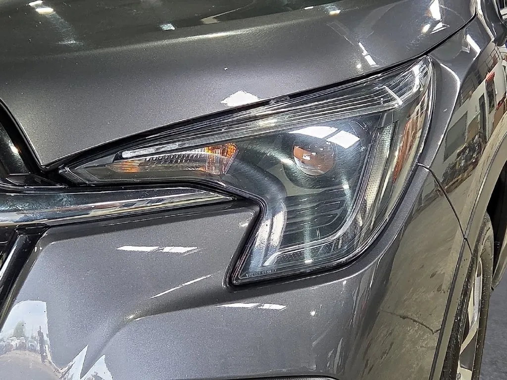 Subaru Ascent photo 8