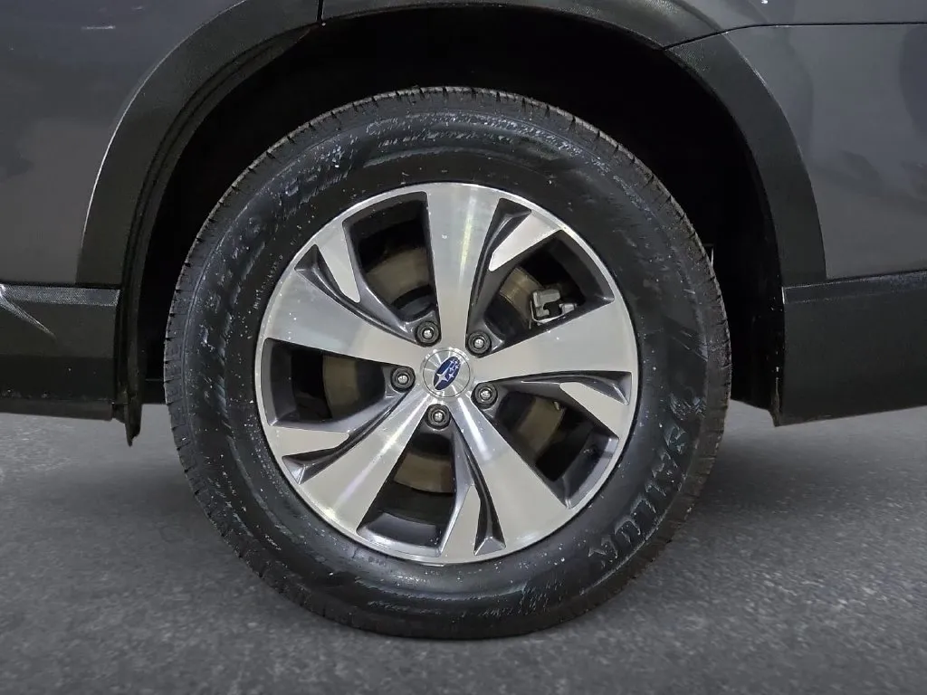 Subaru Ascent photo 9