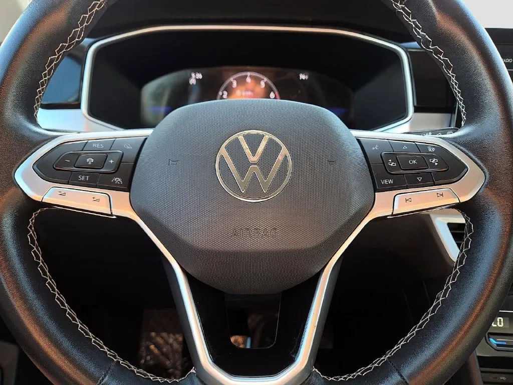 Volkswagen Taos photo 24