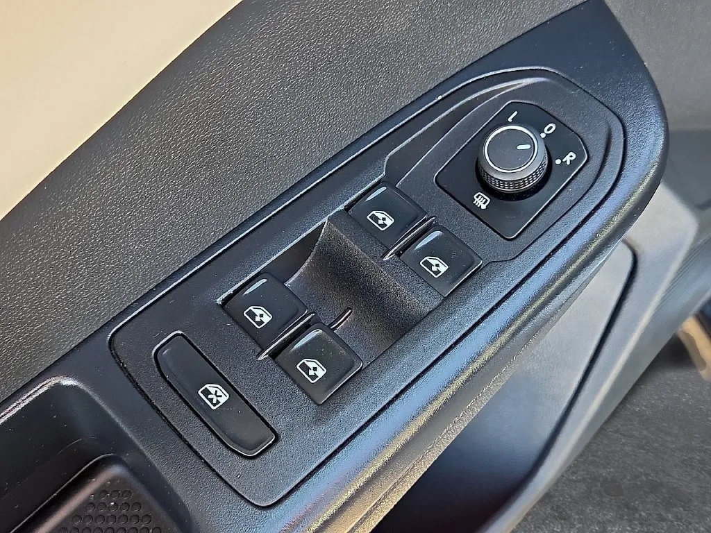 Volkswagen Taos photo 17