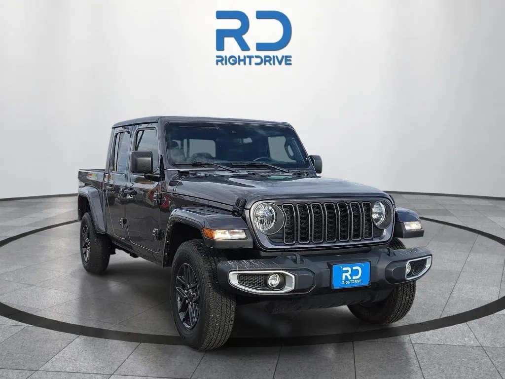 2024 Jeep Gladiator Sport S