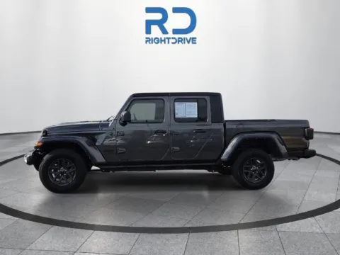 More photos of 2024 Jeep Gladiator Sport S at RightDrive - 7320 Alameda, TX