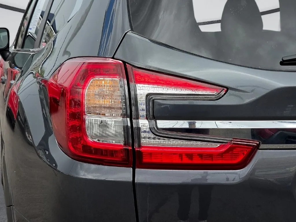 Subaru Ascent photo 10