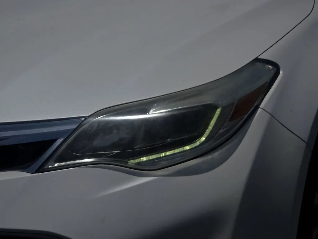 Toyota Avalon photo 8