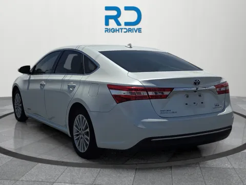 More photos of 2013 Toyota Avalon Hybrid Limited at RightDrive - 7320 Alameda, TX