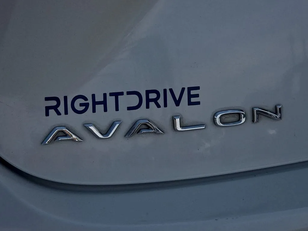 Toyota Avalon photo 12