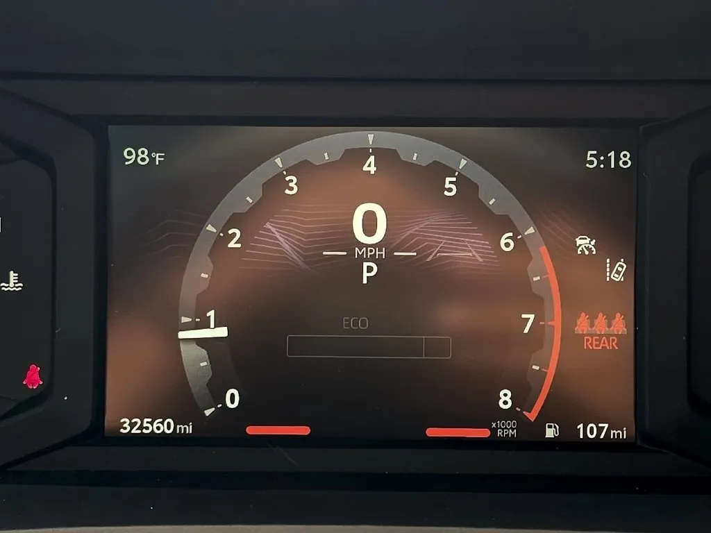 Toyota Tacoma photo 23