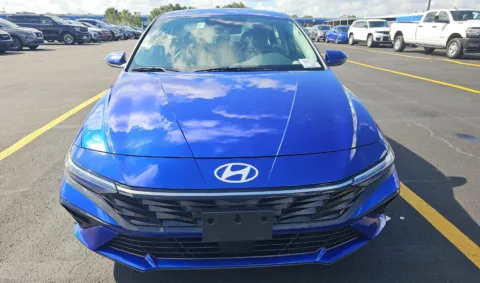 Photos of 2025 Hyundai Elantra Limited for sale in El Paso, TX at RightDrive - 7320 Alameda