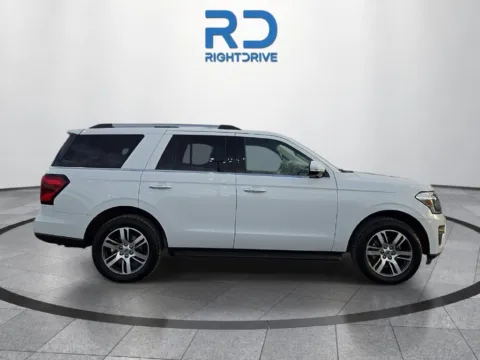 Photos of 2024 Ford Expedition Limited for sale in El Paso, TX at RightDrive - 7320 Alameda