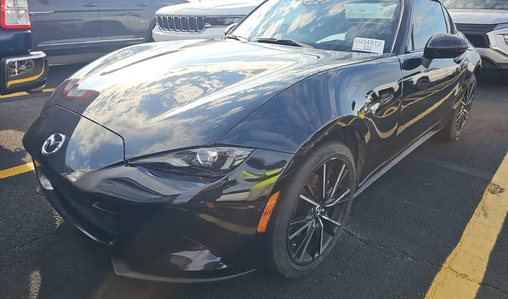 Mazda MX-5 photo 3