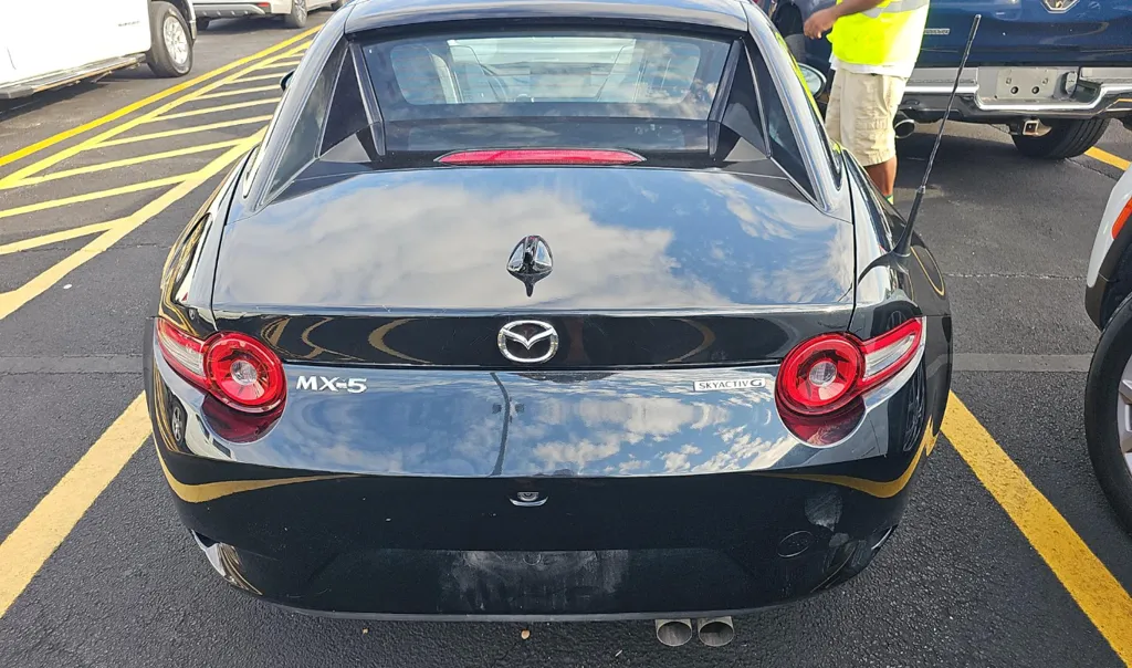 Mazda MX-5 photo 5