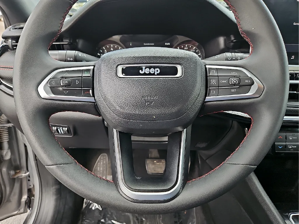 Jeep Compass photo 23