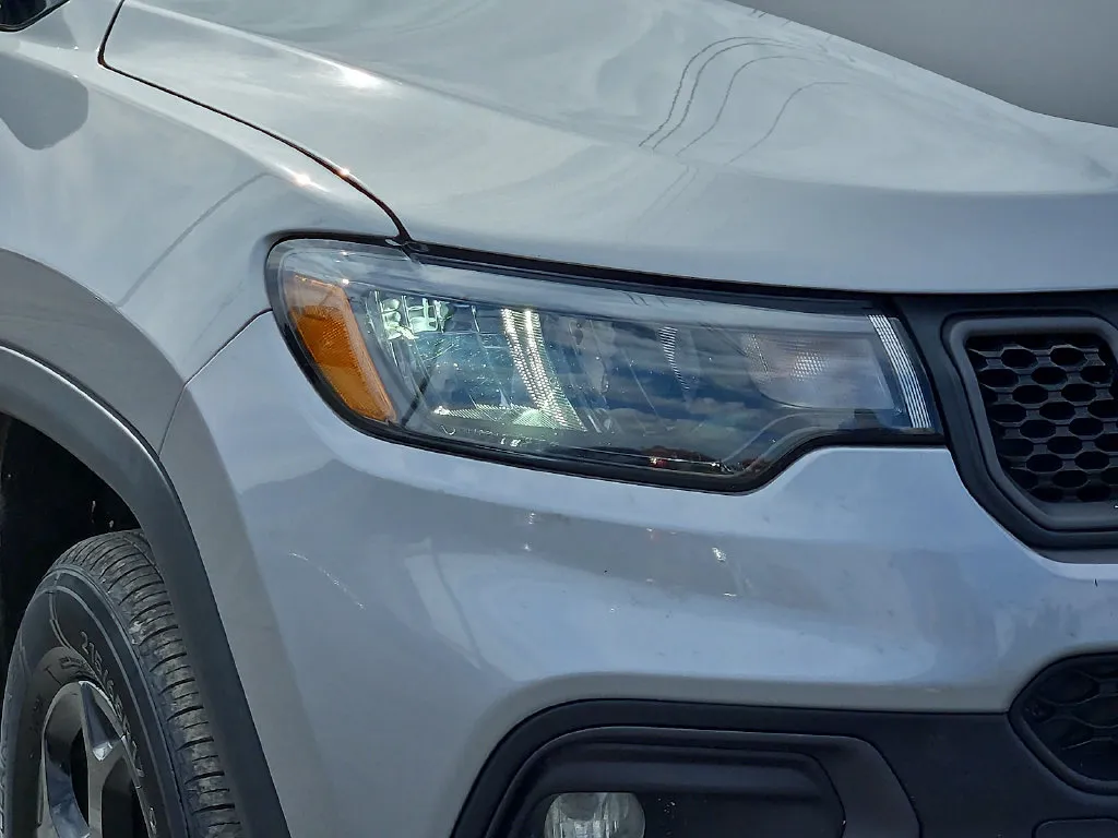 Jeep Compass photo 8