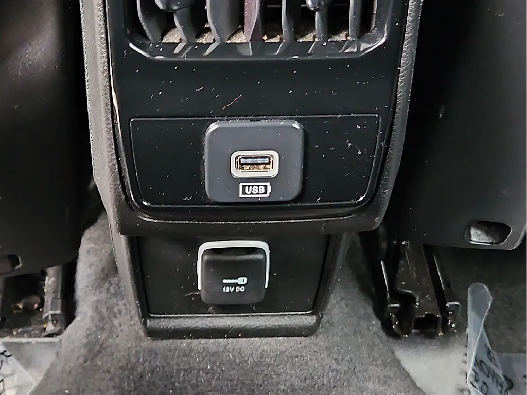 Jeep Compass photo 14