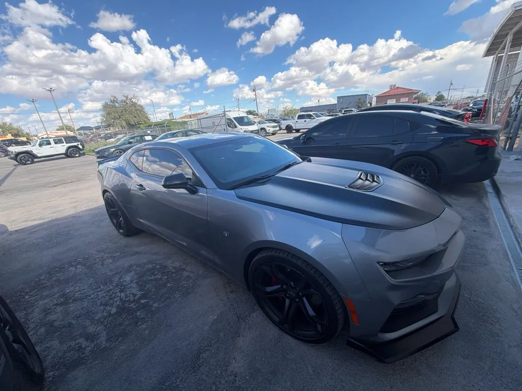 Chevrolet Camaro photo 4