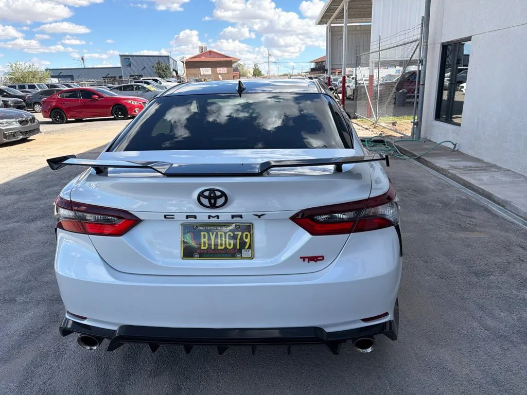 Toyota Camry photo 5