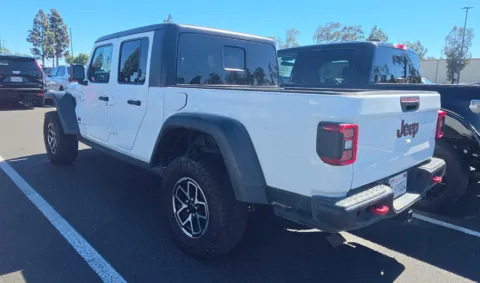 More photos of 2025 Jeep Gladiator Rubicon at RightDrive - 7320 Alameda, TX