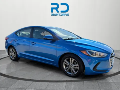 Blue 2018 Hyundai Elantra SEL for sale in El Paso, TX