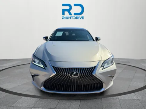 Photos of 2019 Lexus ES 350 for sale in El Paso, TX at RightDrive - 7320 Alameda