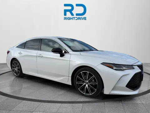 Red 2019 Toyota Avalon Touring for sale in El Paso, TX