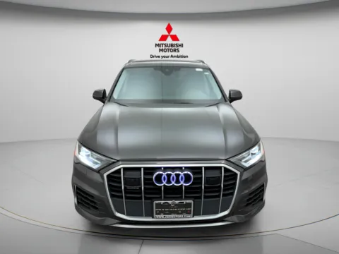 Photos of 2023 Audi Q7 45 Premium for sale in Countryside, IL at Countryside Mitsubishi
