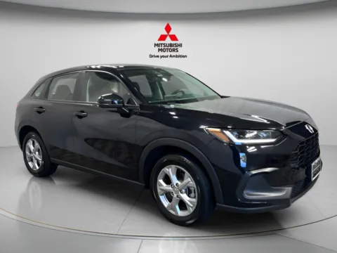 Photos of 2025 Honda HR-V LX for sale in Countryside, IL at Countryside Mitsubishi