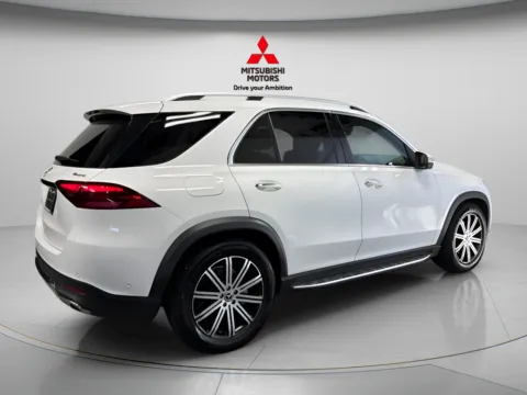 Another view of 2026 Mercedes-Benz GLE 350 for sale in Countryside, IL at Countryside Mitsubishi