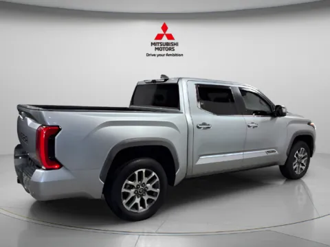 More photos of 2024 Toyota Tundra Hybrid 1794 Edition at Countryside Mitsubishi, IL