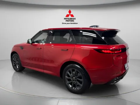 More photos of 2024 Land Rover Range Rover Sport Dynamic SE at Countryside Mitsubishi, IL