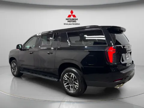 More photos of 2025 Chevrolet Suburban Z71 at Countryside Mitsubishi, IL