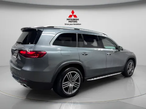 Another view of 2025 Mercedes-Benz GLS 450 for sale in Countryside, IL at Countryside Mitsubishi