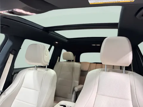 More photos of 2025 Mercedes-Benz GLS 450 at Countryside Mitsubishi, IL