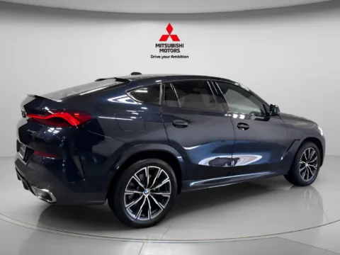 Another view of 2026 BMW X6 xDrive40i for sale in Countryside, IL at Countryside Mitsubishi