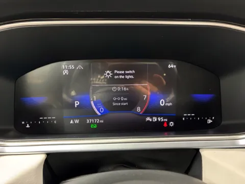 More photos of 2025 Volkswagen Taos 1.5T SE at Countryside Mitsubishi, IL