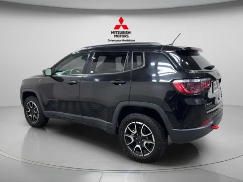 More photos of 2025 Jeep Compass Trailhawk at Countryside Mitsubishi, IL