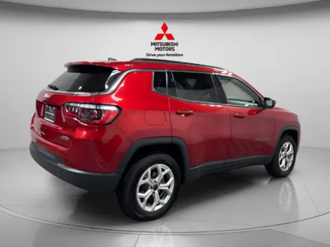 Another view of 2025 Jeep Compass Latitude for sale in Countryside, IL at Countryside Mitsubishi