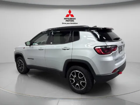 More photos of 2025 Jeep Compass Trailhawk at Countryside Mitsubishi, IL