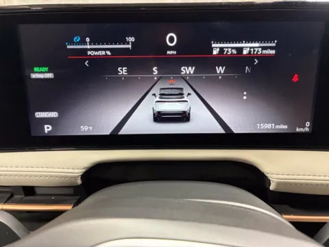 More photos of 2024 Nissan Ariya ENGAGE e-4ORCE at Countryside Mitsubishi, IL
