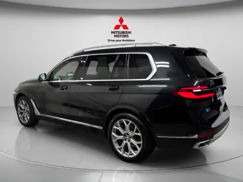 More photos of 2025 BMW X7 xDrive40i at Countryside Mitsubishi, IL