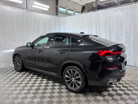 More photos of 2026 BMW X6 xDrive40i at Countryside Mitsubishi, IL