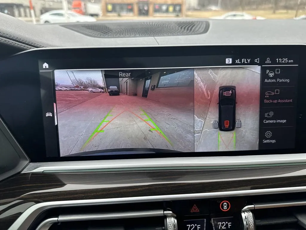 BMW X7 photo 15