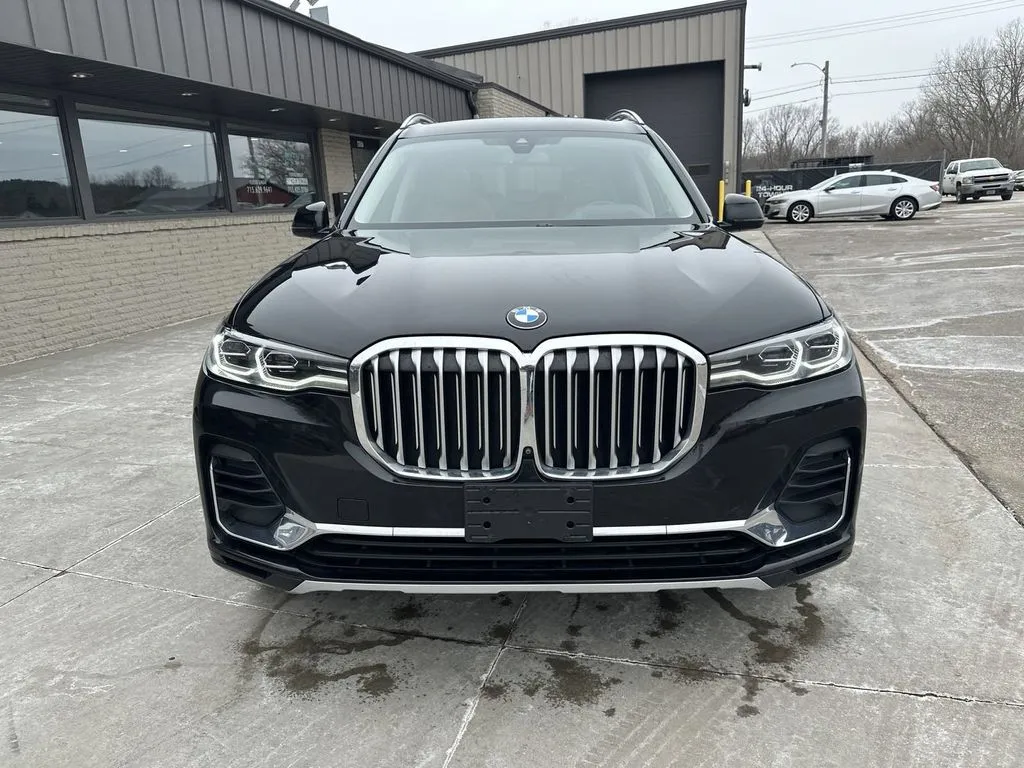 BMW X7 photo 19