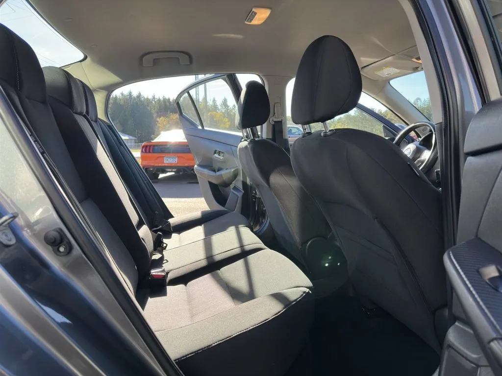 Nissan Sentra photo 18